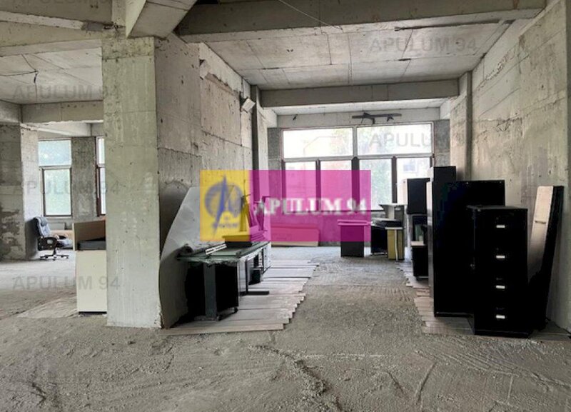 Spatiu la mezanin zona Vitan- Dudesti- Unirii.
