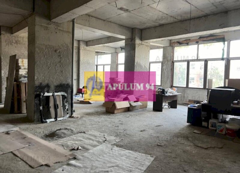 Spatiu la mezanin zona Vitan- Dudesti- Unirii.